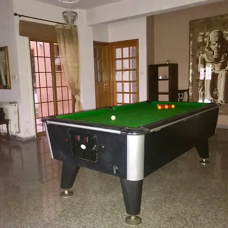 Pool Side Βορόκλινη